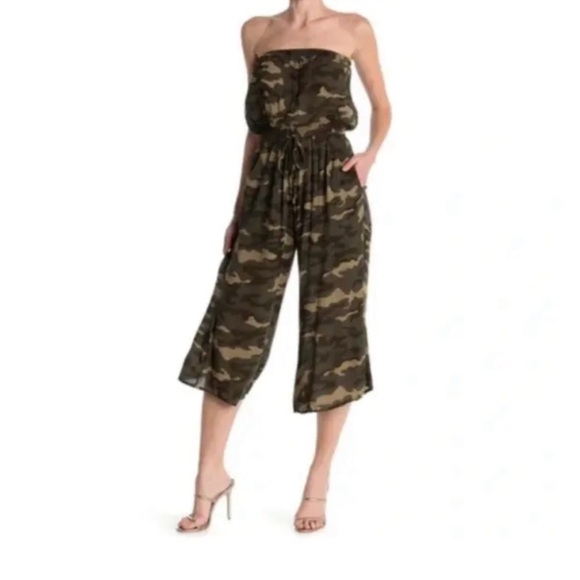 ❤️ ELAN Camo Capri Jumpsuit with pockets Size XS - Picture 1 of 7